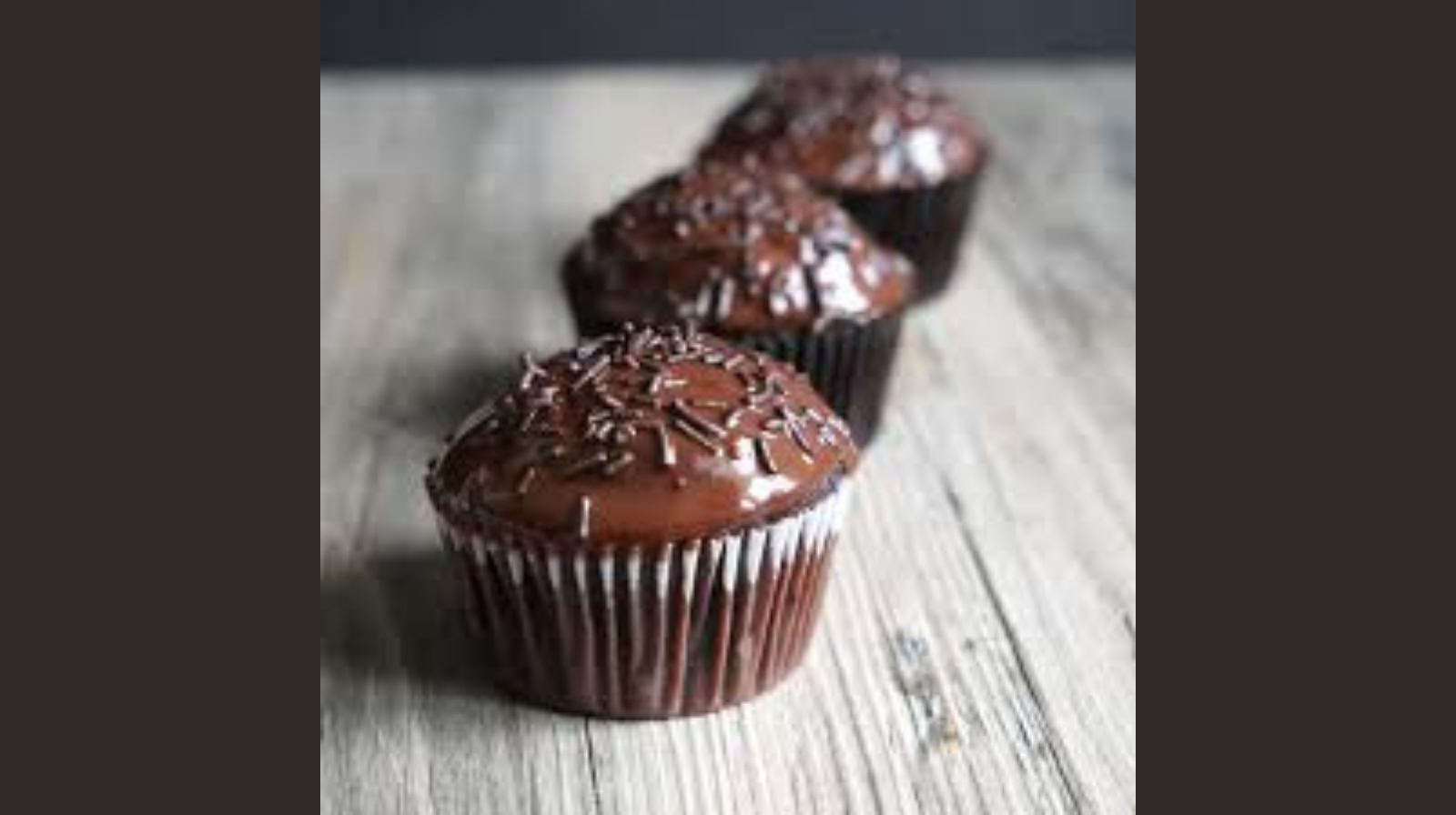 Buy 1 get 1-Chocolet eggless cupcake